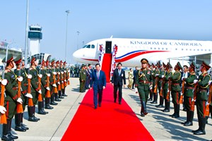 ນາຍົກລັດຖະມົນຕີ ກຳປູເຈຍ ຢ້ຽມ​ຢາມ ສປປ ລາວ ເພື່ອສືບຕໍ່ເສີມຂະຫຍາຍສາຍພົວພັນ