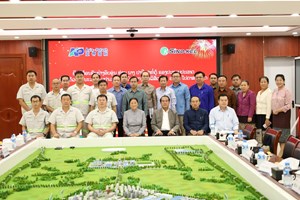 ຮອງປະທານປະເທດ ເຄື່ອນໄຫວຊຸກຍູ້ວຽກງານຢູ່ແຂວງຄໍາມ່ວນ