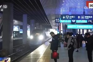 ການຂົນສົ່ງຜູ້ໂດຍສານໃນໄລຍະບຸນກຸດຈີນ ຖືເປັນການເຄື່ອນຍ້າຍປະຊາກອນຂະໜາດໃຫຍ່ທີ່ສຸດໃນໂລກ