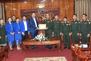 ບໍລິສັດເອັນທີພີການຄ້ານໍ້າມັນເຊື້ອໄຟມະຫາຊົນ ມອບເງິນອຸປະຖໍາໃຫ້ກະຊວງປ້ອງກັນປະເທດ