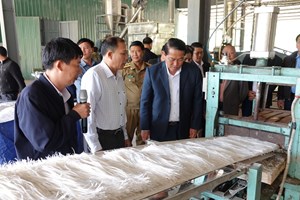 ຂະແໜງອຸດສາຫະກຳແລະການຄ້າ ຊຽງຂວາງ ຂະຫຍາຍຕົວດີຂຶ້ນ