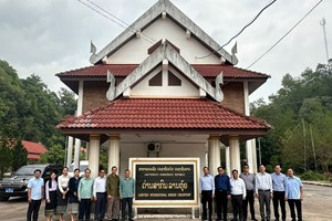 ຮອງ ລມຕ ກະຊວງການຕ່າງປະເທດເຄື່ອນໄຫວເຮັດວຽກ ທີ່ດ່ານສາກົນລານຕຸ້ຍ