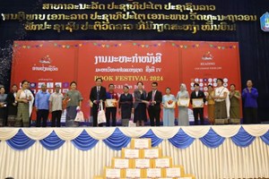 ມີ 40 ກວ່າຮ້ານ ເຂົ້າຮ່ວມງານມະຫະກຳໜັງສື ປະຈຳປີ 2024 