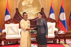 ຮອງປະທານປະເທດຕ້ອນຮັບທູດຕີມໍ-ເລສເຕເຂົ້າຢ້ຽມອຳລາ