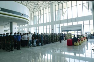 ເຈົ້າໜ້າທີ່ ຈັບຕົວກຸ່ມສໍ້ໂກງຊັບທາງອອນລາຍ 