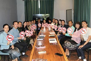 ພົບປະສື່ມວນຊົນກ່ຽວກັບວຽກງານຢາສູບ ແລະ ຢາສູບໄຟຟ້າ