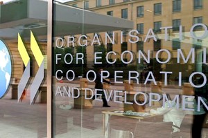 OECD ເພີ່ມການຄາດຄະເນເສດຖະກິດໂລກໃນປີນີ້