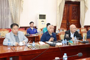 ຮອງປະທານສະພາແຫ່ງຊາດ ໂອ້ລົມການນຳແຂວງຄຳມ່ວນ