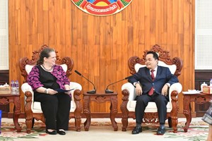 ປະທານອົງການກວດສອບແຫ່ງລັດ ຕ້ອນຮັບທູດອາເມຣິກາ