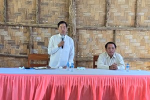 ປະທານ ທນຊ ຢ້ຽມຢາມ ແລະ ຊຸກຍູ້ການພັດທະນາ ກຸ່ມບ້ານຈຽງຕູບ.