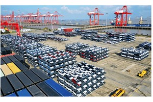 ການສົ່ງອອກລົດໃຫຍ່ຂອງຈີນເພີ່ມຂຶ້ນຫຼາຍກວ່າ 30% 