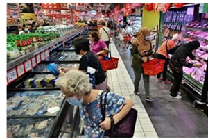 ສິງກະໂປ ຊ່ວຍຄ່າຄອງຊີບປະຊາຊົນ ເພື່ອບັນເທົາຄວາມວິຕົກກັງວົນດ້ານເສດຖະກິດ