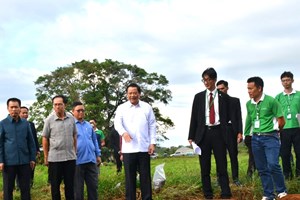 ທ່ານນາຍົກລັດຖະມົນຕີ ຕິດຕາມຊຸກຍູ້ໂຄງການຜະລິດເປັນສິນຄ້າຂອງແຂວງສາລະວັນ