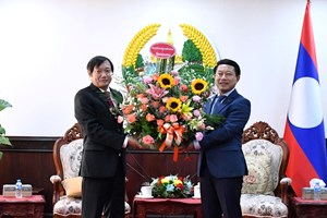 ຮອງນາຍົກ ຕ້ອນຮັບທູດຫວຽດນາມ ປະຈໍາລາວເຂົ້າອວຍພອນວັນຊາດ