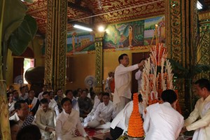 ພິທີແຫ່ເຄື່ອງສັກກະລະບູຊາ ເຈົ້າມະເຫສັກຫຼັກເມືອງ