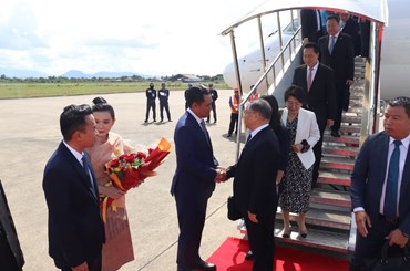 ສະຫາຍ ຫຼີ ຊູ ເລີຍ ເດີນທາງມາເຖິງ ສປປ ລາວ