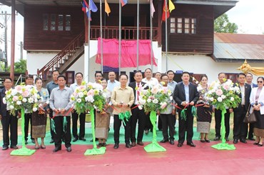 ປະກາດສ້າງຕັ້ງຕາແສງພູຖ້ຳພວງ ເປັນຕາແສງທຳອິດຂອງເມືອງລະຄອນເພັງ