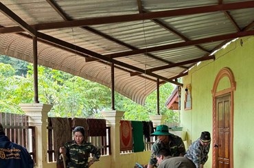 ທະຫານແຂວງອຸດົມໄຊ ເຄື່ອນໄຫວຊ່ວຍເຫຼືອປະຊາຊົນ ທີ່ໄດ້ຮັບຜົນກະທົບຈາກໄພພິບັດນ້ຳຖ້ວມ