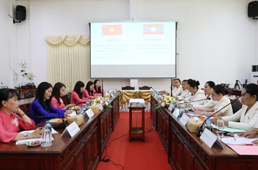 ສະຫະພັນແມ່ຍິງແຂວງຄໍາມ່ວນ ແລະ ແຂວງກວາງຈິ ສືບຕໍ່ຮັດແໜ້ນການພົວພັນຮ່ວມມື 2 ຝ່າຍ