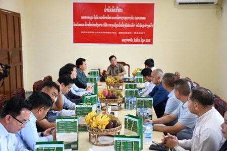 ປະ​ທານ​ປະ​ເທດ ຢ້ຽມຢາມ​ ບໍລິສັດຜະລິດເຄື່ອງຫຸ້ມຫໍ່ສິນຄ້າກະສິກຳ ຢູ່ເມືອງບາຈຽງຈະເລີນສຸກ