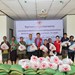 ກາແດງແຫ່ງຊາດລາວ ລົງມອບເຄື່ອງບັນເທົາທຸກ ແລະ ເປີດຊຸດອົບຮົມ