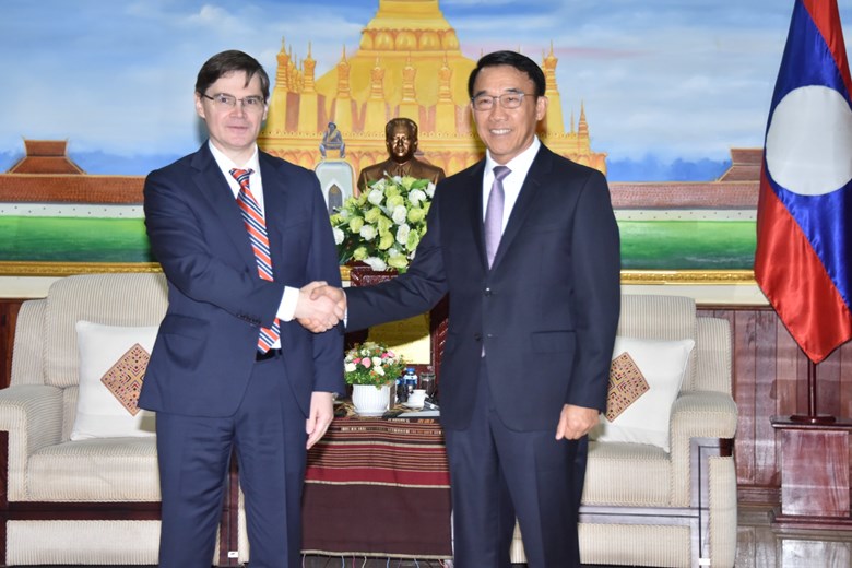 ທ່ານ ບຸນເຫຼືອ ພັນດານຸວົງ ຕ້ອນຮັບ ທູດຣັດເຊຍປະຈໍາ ສປປ ລາວ