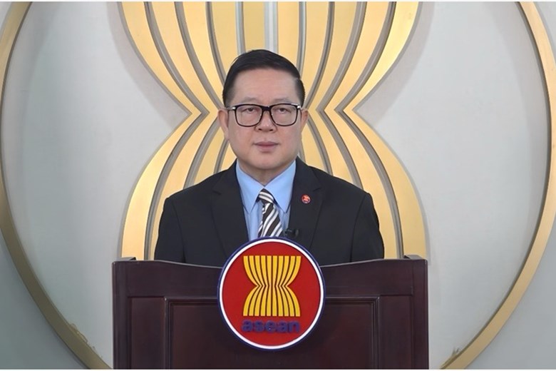 ຈີນ-ອາຊຽນ ຮ່ວມກັນສະເຫຼີມສະຫຼອງບຸນກຸດຈີນຢ່າງເບີກບານມ່ວນຊື່ນ