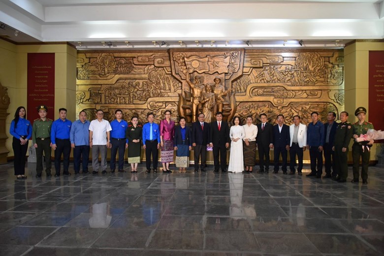 ຊາວໜຸ່ມສະຫວັນນະເຂດ-ກວາງຈິ ຈັດກິດຈະກຳພົບປະແລກປ່ຽນບົດຮຽນຮ່ວມກັນ