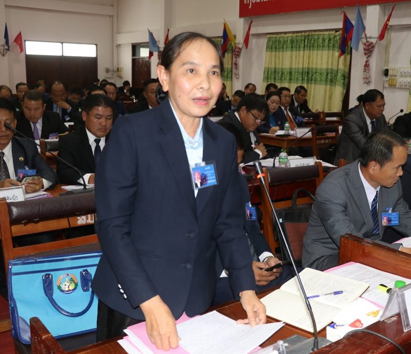 ໂຄສະນາອົບຮົມແຂວງໄຊສົມບູນຖືເອົາວຽກງານການເມືອງ-ແນວຄິດເປັກກົກ