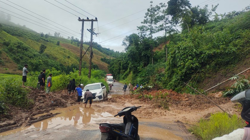 ຢາກິ ສ້າງຜົນກະທົບ ແລະ ຜົນເສຍຫາຍຕໍ່ເສັ້ນທາງຫຼວງແຫ່ງຊາດ ແລະ ທາງຫຼວງທ້ອງຖິ່ນທົ່ວແຂວງອຸດົມໄຊ