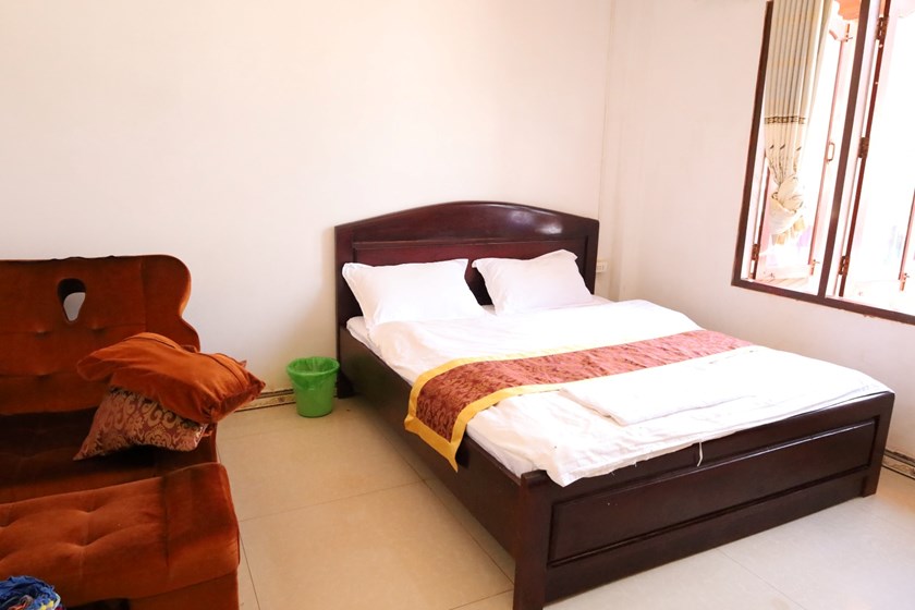ຜົ້ງສາລີ ລົງຊຸກຍູ້, ບັນດາຫົວໜ່ວຍຜູ້ປະກອບການທາງດ້ານທຸລະກິດການທ່ອງທ່ຽວ.
