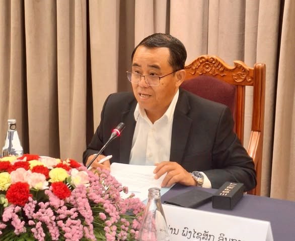 ກອງປະຊຸມປັບປຸງດຳລັດວ່າດ້ວຍການຈັດສົ່ງແຮງງານລາວໄປເຮັດວຽກຢູ່ຕ່າງປະເທດ  