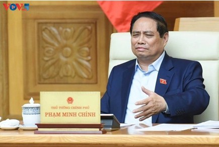 ນາ​ຍົກ​ຫວຽດນາມ ຮຽກ​ຮ້ອງ​ເພີ່ມ​ທະ​ວີ​ການ​ສະ​ໜອງ ແລະ ຄວາມ​ຕ້ອງ​ການ​ເພື່ອ​ຊຸກ​ຍູ້​ພື້ນ​ຖານ​ເສດ​ຖະ​ກິດ