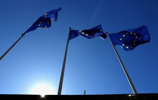 ກອງ​ປະ​ຊຸມ​ສຸດຍອດ EU ຍົກສູງຄວາມສາມາດໃນການ​ແກ້ງ​ແຍ້ງປອດ​ໄພ ແລະ ເປັນ​ເຈົ້າ​ການ​