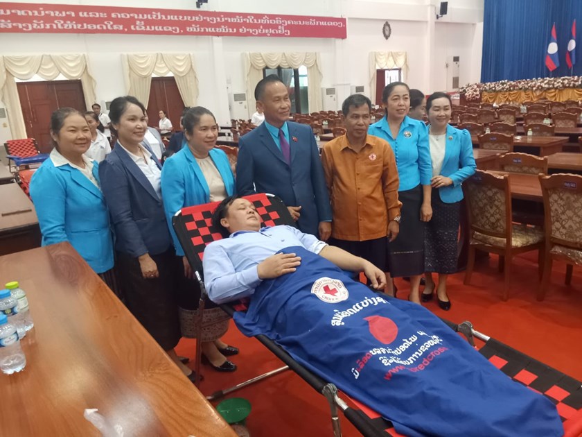 ພາກສ່ວນຕ່າງໆພາຍໃນແຂວງຄໍາມ່ວນຮ່ວມບໍລິຈາກເລືອດ