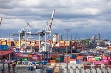 WTO ຫຼຸດ​ການ​ຄາດ​ຄະ​ເນ​​ການ​ຄ້າ​ສິນ​ຄ້າ​ທົ່ວ​ໂລກ​ໃນປີ 2026 ລົງ​ເປັນ 1.8%