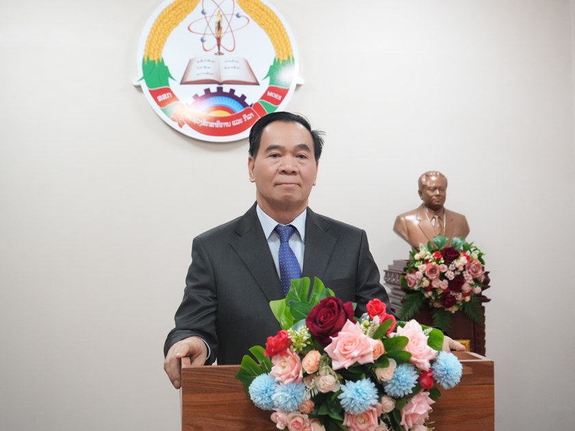 ສານອວຍພອນວັນຄູແຫ່ງຊາດ ຄົບຮອບ 31 ປີຂອງ ທ່ານ ທອງສະລິດ ມັງໜໍ່ເມກ ລັດຖະມົນຕີກະຊວງ ສສກ 