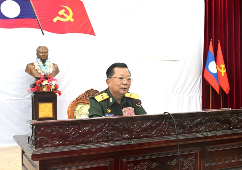 ສະຫາຍ ພົອ ຈັນສະໝອນ ຈັນຍາລາດ ພົບປະໂອ້ລົມກຳລັງ ປກຊ-ປກສ ແລະ ກອງພົນທະຫານຮາບທີ 2 ແຂວງໄຊຍະບູລີ
