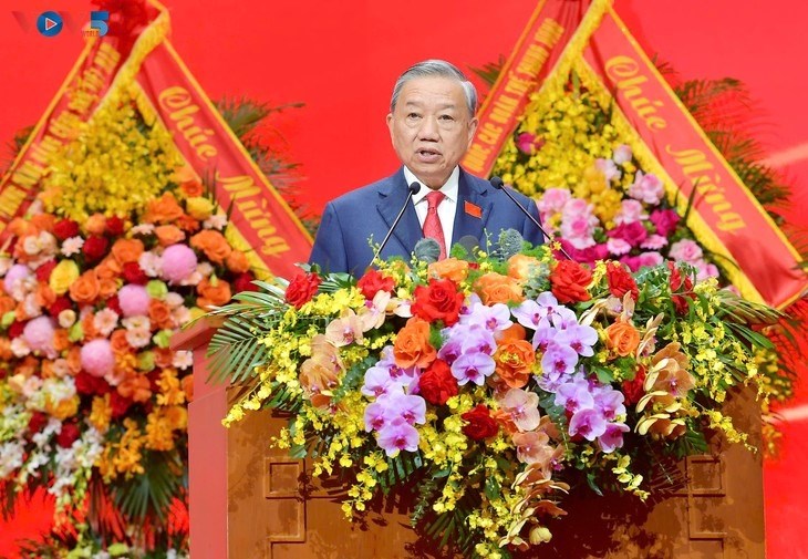 ອົງຄະ​ນະ​ພັກ​ລັດ​ຖະ​ບານ ​ຕ້ອງ​ເປັນ​ແບບຢ່າງ​ດ້ານ​ຄຸນ​ທາດ​ການ​ເມືອງ ພູມ​ປັນ​ຍາ ແລະ ການ​ປ່ຽນ​ແປງ​ໃໝ່