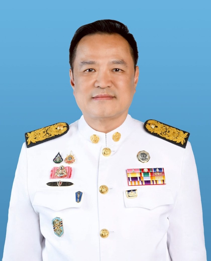 ຊີວະປະຫວັດ ທ່ານ ອະນຸທິນ ຊານວີຣະກູນ ນາຍົກລັດຖະມົນຕີ ແຫ່ງ ຣາຊະອານາຈັກໄທ