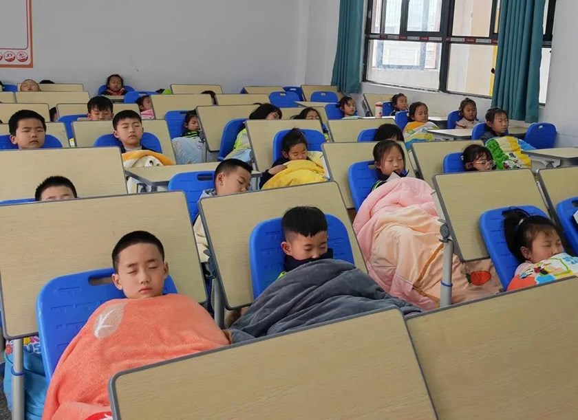 ການນອນຫຼັບສະໝໍ່າສະເໝີ ກ່ຽວຂ້ອງກັບຄວາມສ່ຽງຕໍ່າຂອງໂຣກຕຸ້ຍ ໃນເດັກນ້ອຍຜູ້ຊາຍ