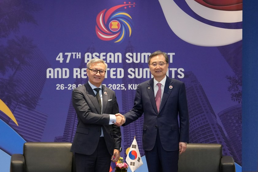 ລມຕ ຕ່າງປະເທດ ສປປ ລາວ ແລະ ສ ເກົາຫຼີ ພົບປະປຶກສາຫາລືການພົວພັນຮ່ວມມືສອງຝ່າຍ