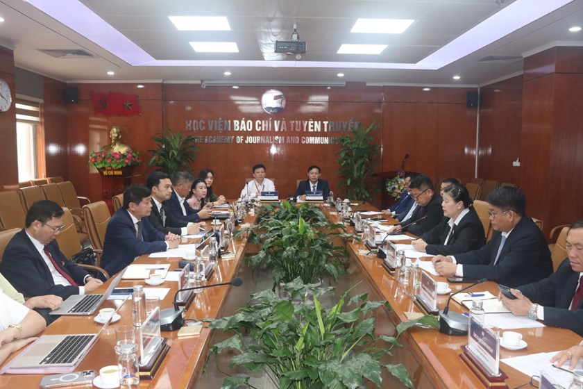 ລາວ-ຫວຽດນາມ ເພີ່ມທະວີການສ້າງບຸກຄະລາກອນວຽກງານສື່ມວນຊົນ