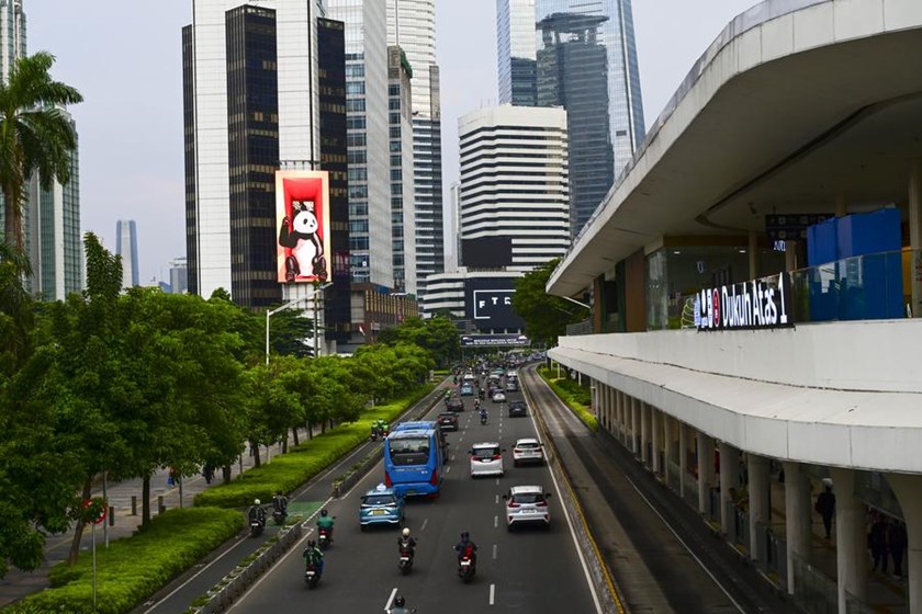 ອິນໂດເນເຊຍຕັ້ງເປົ້າໝາຍເພີ່ມກຳລັງການຜະລິດພະລັງງານໝູນວຽນ