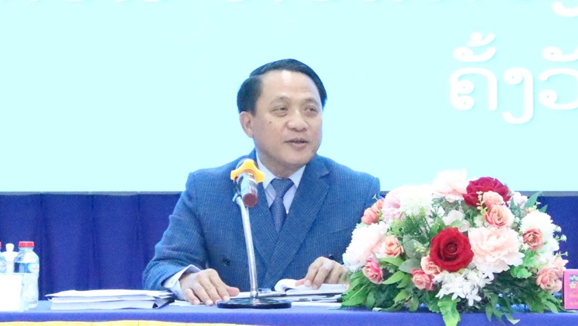 ເລຂາພັກແຂວງບັນຍາຍເອກະສານ ຊຸດຝຶກອົບຮົມທິດສະດີການເມືອງໃຫ້ການນຳຂັ້ນເມືອງ-ນະຄອນ