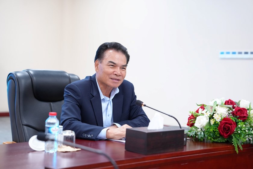 ສະຫາຍ ຫົວໜ້າຫ້ອງວ່າການສູນກາງພັກ ພົບປະເຮັດວຽກກັບກົມເລຂານຸການ-ການນຳ