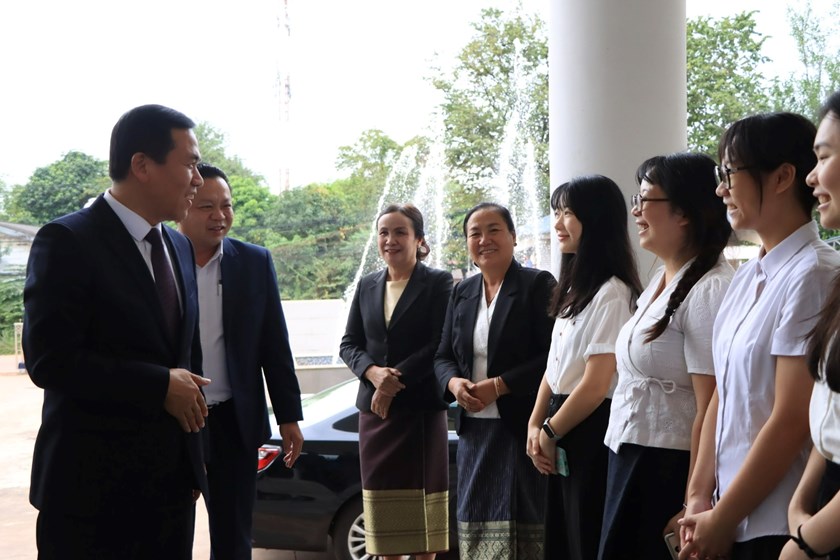 ສຂຈ ຕ້ອນຮັບຮອງເຈົ້າຄອງນະຄອນຄຸນໝິງສປ ຈີນ