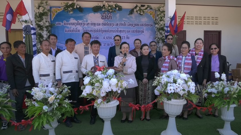 ພິທີ ມອບ-ຮັບໂຮງຮຽນມັດທະຍົມຕອນຕົ້ນ ບ້ານຮ່ອງຄູ