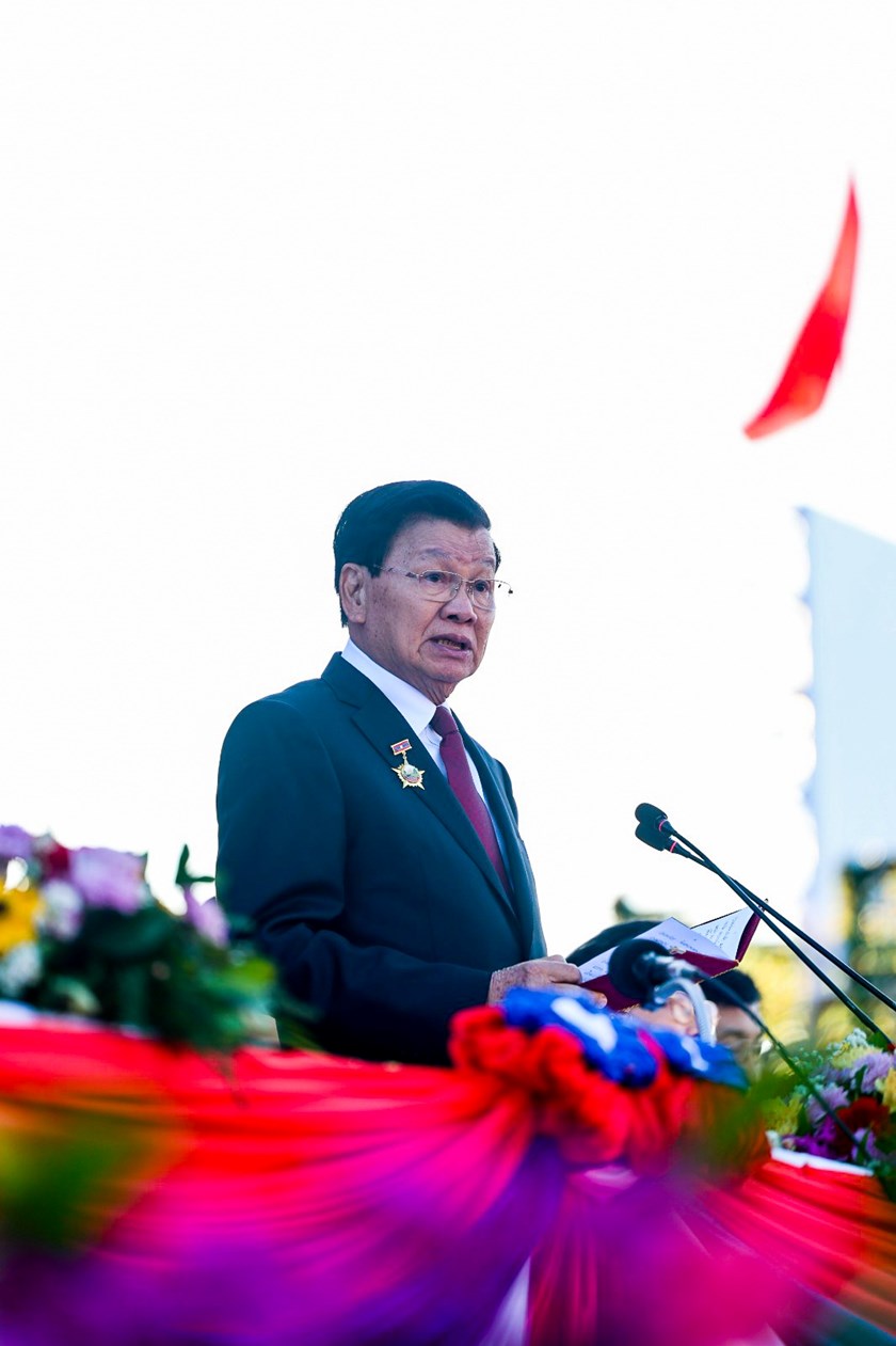 ສູນທອນພົດຂອງສະຫາຍທອງລຸນ ສີສຸລິດ  ເລຂາທິການໃຫຍ່ປະທານປະເທດແຫ່ງສປປລາວ  ກ່າວໃນພິທີສະເຫຼີມສະຫຼອງວັນສະຖາປະນາ ສປປ ລາວ ຄົບຮອບ 50ປີ  (ທີ່ສະໜາມຫຼວງ, ວັນທີ 2 ທັນວາ 2025)