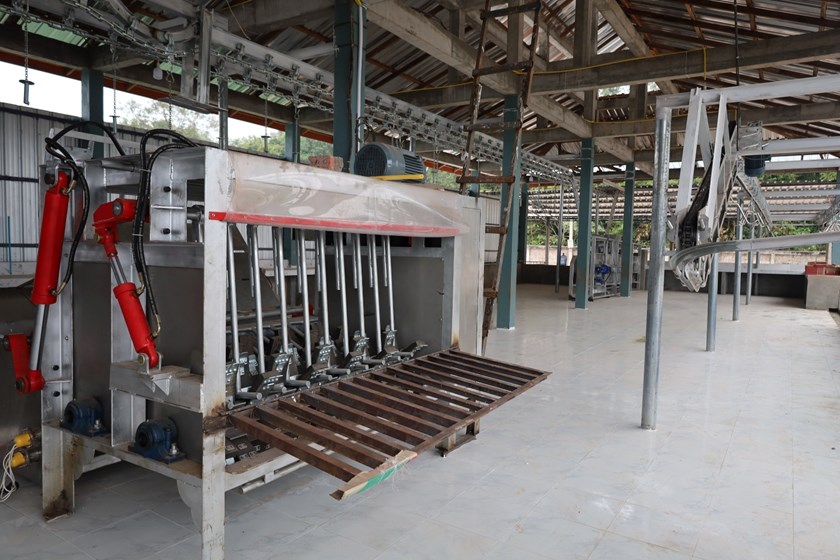 ການນໍາແຂວງ ແລະ ເມືອງຫຼວງນໍ້າທາ ຊຸກຍູ້ການສ້າງຕັ້ງໂຮງງານຂ້າສັດ ທັນສະໄໝ